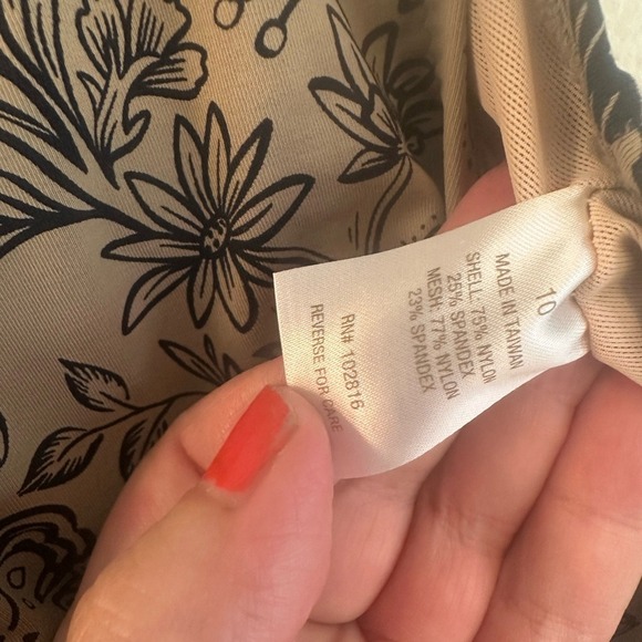 Garnet Hill Black and Olive Floral swim tankini top size 10 - Picture 6 of 8